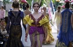 Desainer Ferry Sunarto Ungkap Selera Fashion Warga Rusia 