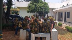 Golkar Memanas, Kantor DPP Dikepung Massa Berseragam AMPG