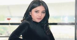 Mengenal Sosok Mutia Ayu, Pedangdut yang Dinikahi Glenn Fredly