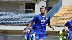 Gelandang Persib Omid Nazari Gugup Berhadapan dengan AC Milan
