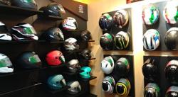 Bahaya Helm Tanpa Visor bagi Pengendara Motor