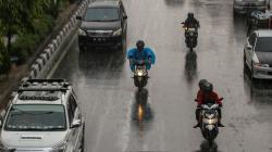 Hujan Lebat, Kabut Asap akibat Karhutla di Riau Mulai Hilang