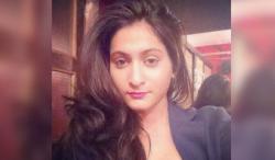 Gagal Main Film Lagi, Aktris Cantik India Bunuh Diri Loncat dari Apartemen