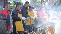 Festival Ikan Asap di Probolinggo yang Sajikan 10.240 Ikan Pecahkan Rekor MURI