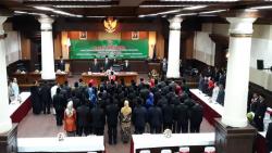 55 Anggota DPRD DIY Dilantik, 2 di Antaranya Anak Amien Rais