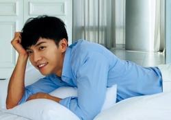 Lee Seung Gi Jajan Cenil di Yogyakarta, Netizen Histeris