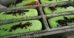 Sore-Sore Enaknya Makan Kue Pukis Pandan, Lebih Legit Pakai Toping Cokelat