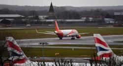 Pilot Tak Bisa Datang, Penumpang Terbangkan Pesawat dari Inggris ke Spanyol