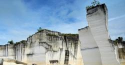 Terpikat Keindahan Bukit Kapur di Sumenep, Pahatan Batunya Terlihat Unik