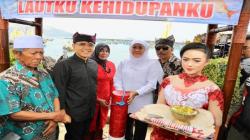 Petik Laut, Khofifah Ajak Nelayan Pancer Tangkap Ikan dengan Aplikasi Android