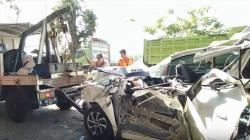 Minibus Tabrak Truk di Jalur Pantura Probolinggo, 3 Tewas dan 2 Kritis