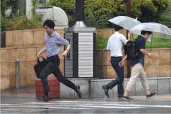 Topan Faxai di Jepang: 200 Jadwal Penerbangan dan Layanan Shinkansen Dibatalkan