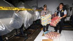 Polrestabes Surabaya Gerebek Pabrik Makanan Ringan Tanpa Izin Edar