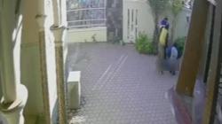 Aksi Bunuh Diri Pemuda di Bondowoso Loncat dari Menara Masjid Terekam CCTV