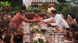 Presiden Jokowi Janji 1.000 Sarjana Papua Jadi Pegawai BUMN dan Swasta Besar