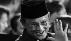 Detik-Detik Jenazah BJ Habibie Diberangkatkan dari RSPAD dan Tiba di Kediaman 