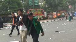 Puluhan Mahasiswa di Palembang Luka-Luka sampai Dilarikan ke RS