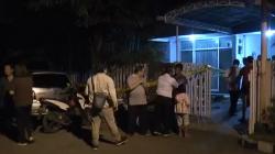 Semburan Lumpur Beraroma Gas Gegerkan Warga Kutisari Surabaya