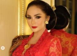 5 Artis yang Hobi Koleksi Tas Hermes Terbuat dari Kulit Buaya Asli, Harganya Bisa Mencapai Rp3,9 Miliar