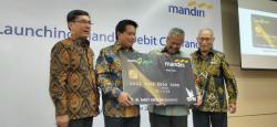 Permudah Anggota Kospin Jasa, Bank Mandiri Terbitkan Kartu Debit Co-branding Berdesain Khusus