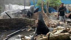 Kebakaran di Medan Helvetia, 7 Rumah di Jalan Kapten Muslim Ludes Dilalap Api