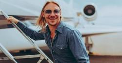 Tak Punya Uang Buat Bayar Toilet, DJ Diplo Ganti Celana di Pinggir Jalan