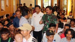 Bertemu Wiranto, Pengungsi Wamena Minta Difasilitasi Pulang ke Kampung Halaman