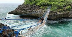 Wisata Petualangan di Pulau Kalong Yogyakarta, Asyiknya sambil Selfie di Jembatan Gantung <