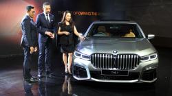 Melihat Tampilan BMW Seri 7 Terbaru Seharga Rp2 Miliar
