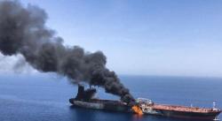 Kapal Tanker Iran Meledak di Lepas Pantai Saudi, Minyak Tumpah ke Laut Merah