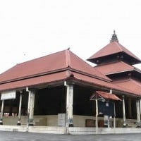 Umat Muslim di Yogyakarta Mulai Gelar Salat Tarawih, Masjid Gedhe Kauman Terapkan Prokes