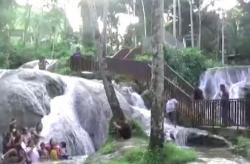 Menikmati Keindahan Air Terjun Humogo di Sumatera Utara