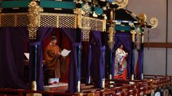 Momen Naruhito Dinobatkan sebagai Kaisar Jepang