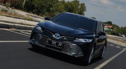 Desain Toyota Camry Hybrid Mewah dan Modern Pikat Konsumen