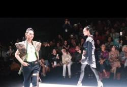 Princess Megonondo dan Sederet Artis Berlenggak-lenggok di Panggung JFW 2020