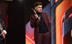 Raih Penghargaan Aktor Tersilet, Rayn Wijaya: Ini Kado Ulang Tahun untuk Saya