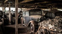 4 Kuburan Mobil Mewah di Dunia, Nomor 2 Lokasinya Menyeramkan