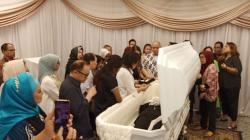 Suami Martha Tilaar Dikenal sebagai Sosok yang Lembut, Care dan Rajin 