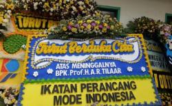 Suami Martha Tilaar Meninggal Dunia, Karangan Bunga Penuhi Rumah Duka