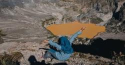 Terpikat Keindahan Gunung Kelud, Kawahnya Unik Ada Kubah Lava