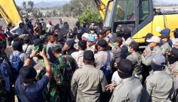 Penertiban Tambak Udang di Kulonprogo Ricuh, Warga Sandera Backhoe