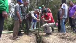 Tanah Retak di Garut Mengkhawatirkan, Ratusan Warga Dievakuasi