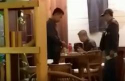 Detik-Detik Penangkapan Stefanus Farok, Buronan Bank Century saat Asyik Makan