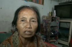 Rekaman CCTV Penjual Sayur Disiram Air Keras Pengendara Motor di Meruya