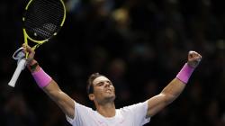Nyaris Kalah, Nadal Taklukkan Medvedev dan Jaga Kans ke Semifinal ATP Finals