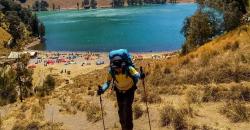Terpikat Keindahan Danau Kecil Semeru, Ranu Kumbolo Populer di Kalangan Pendaki