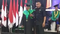 Cerita Kakek 85 Tahun Baru Tamat Sarjana, Dosen Pembimbing Bekas Muridnya