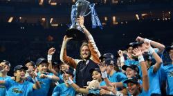 Kalahkan Thiem, Tsitsipas Jadi Juara ATP Finals Termuda sejak 2001