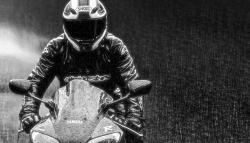 Musim Hujan, Ini Bagian Sepeda Motor yang Harus Anda Perhatikan