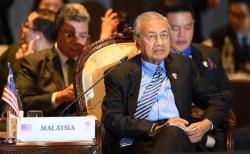 Mahathir Mohamad: Sudah Saatnya Negara Muslim Bersatu